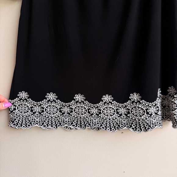 Adrianna Papell Scalloped Embroidered Hem Off Shoulder Top - Picture 8 of 12